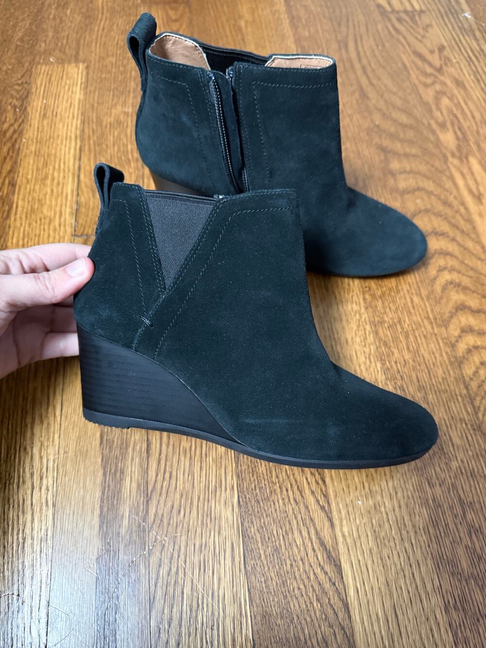 Vionic Paloma Black Suede Wedge Bootie Size 5